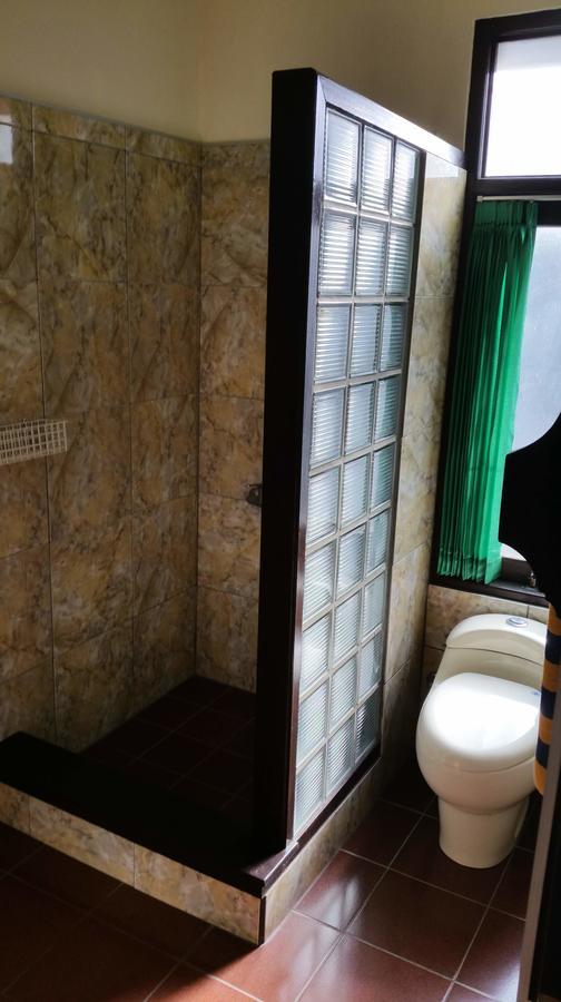Ayu Taman Sari Hotel Candidasa Exterior foto